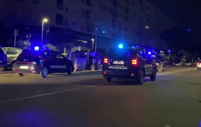 Giro di vite dei carabinieri nelle piazze di spaccio di Tor Bella Monaca: 5 arresti