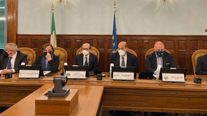 Controllo degli appalti per il Pnrr: Zingaretti firma l’accordo con Dia e Dna