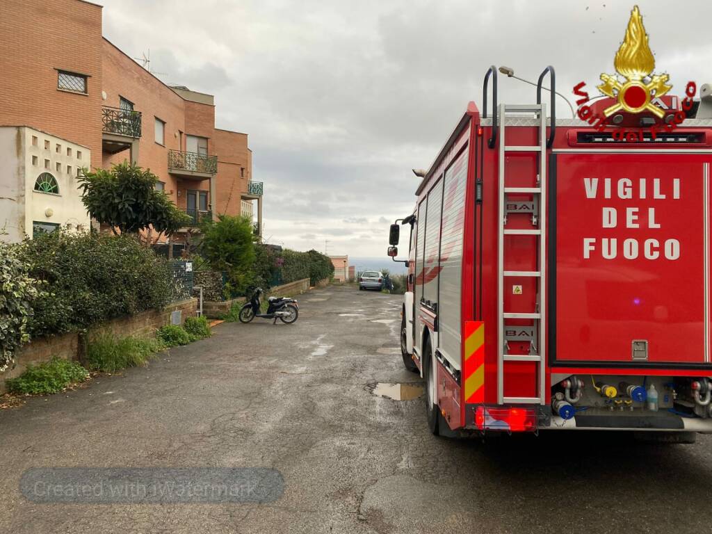 Civitavecchia, Vigilia di Natale di paura in via Castagnola, fuga di gas fa evacuare i residenti