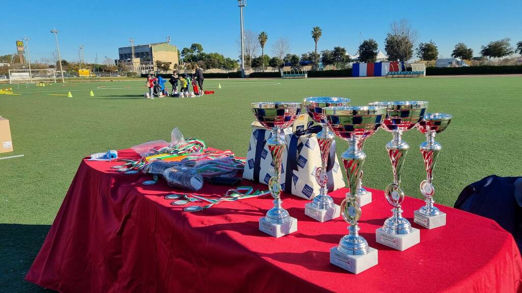 Festa al Cetorelli: inaugurata la pedana del salto in alto con le leggende dell’atletica