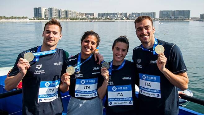 L’Italia mista del fondo è oro alle World Series, Paltrinieri: “Bene così.. adesso testa al Mondiale”