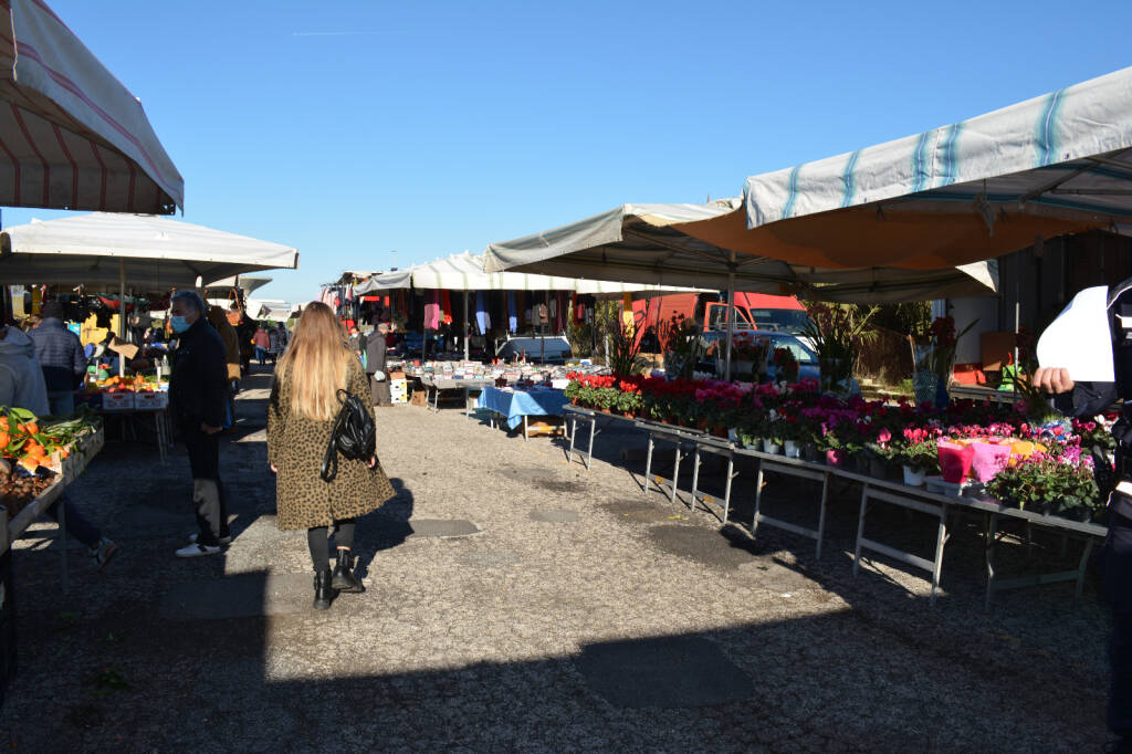 mercato torvaianica