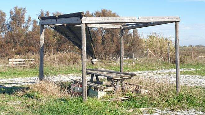 Fiumicino, il “parco fantasma” di Passo della Sentinella. I residenti: “Non è rimasto più nulla”