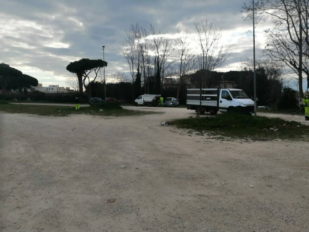 Anzio, bonificato il parcheggio “La Piccola” vicino la stazione ferroviaria