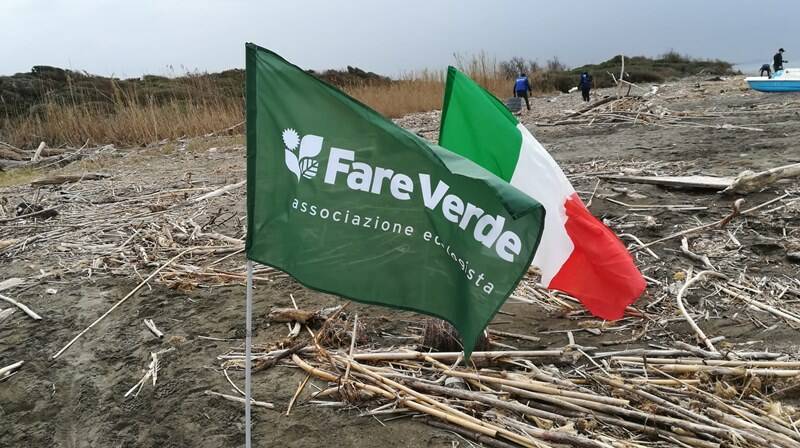“Il Mare d’Inverno 2022”: da Sperlonga a Tarquinia, Fare Verde ripulisce le spiagge del Lazio