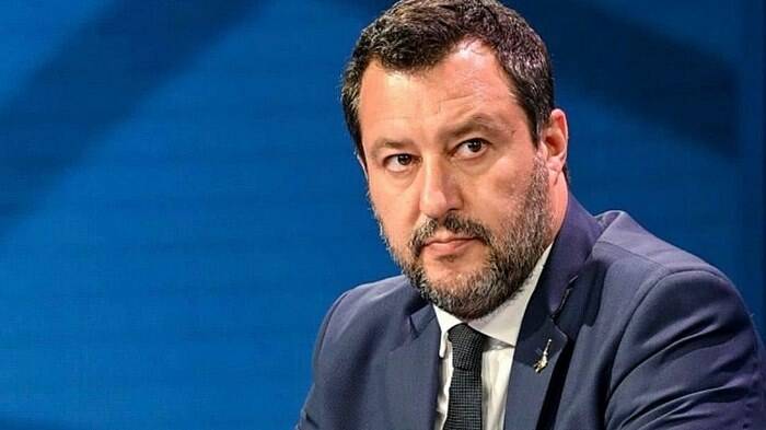 Ostia, Salvini: “Contro i clan ho usato le ruspe. Falconi si dimetta”