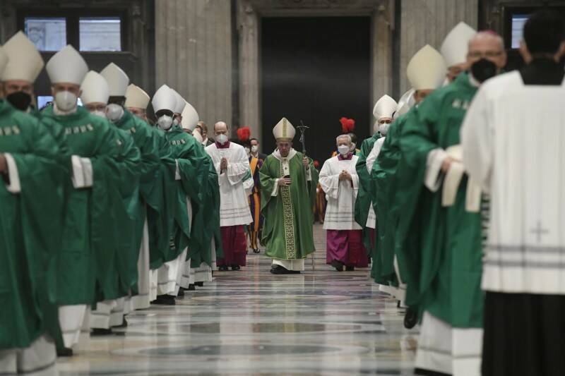 Il Papa bacchetta i “tradizionalisti”: “La rigidità è una perversione, un’idolatria nella Chiesa”