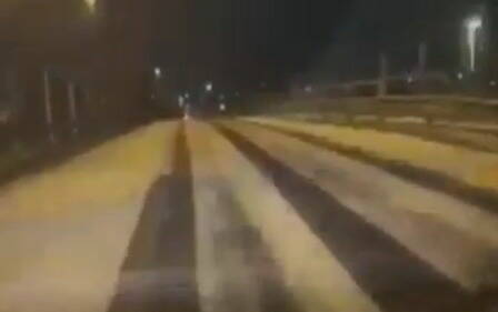 Nevica nella notte a Roma e a Civitavecchia: le immagini