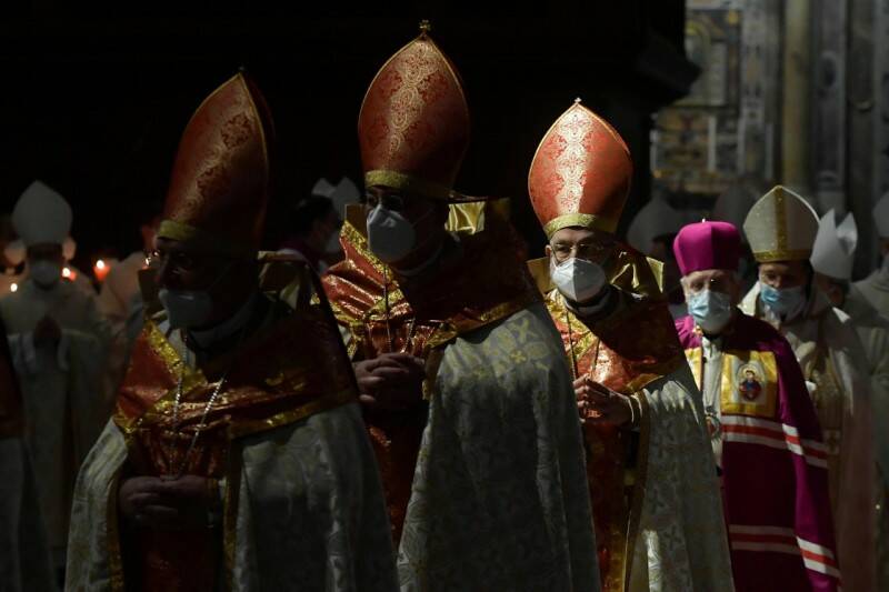 Festa della Candelora, il monito del Papa: “La rigidità nella Chiesa è una perversione”