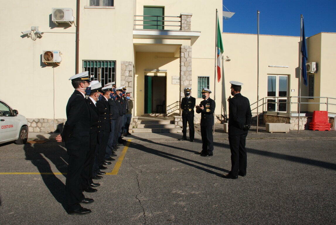 Il Direttore marittimo di Civitavecchia visita gli uffici pontini della Guardia costiera