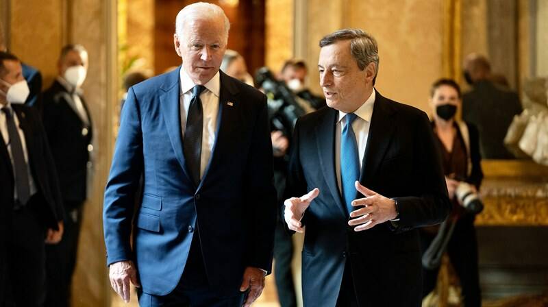Tensione Ucraina-Russia, Biden telefona a Draghi