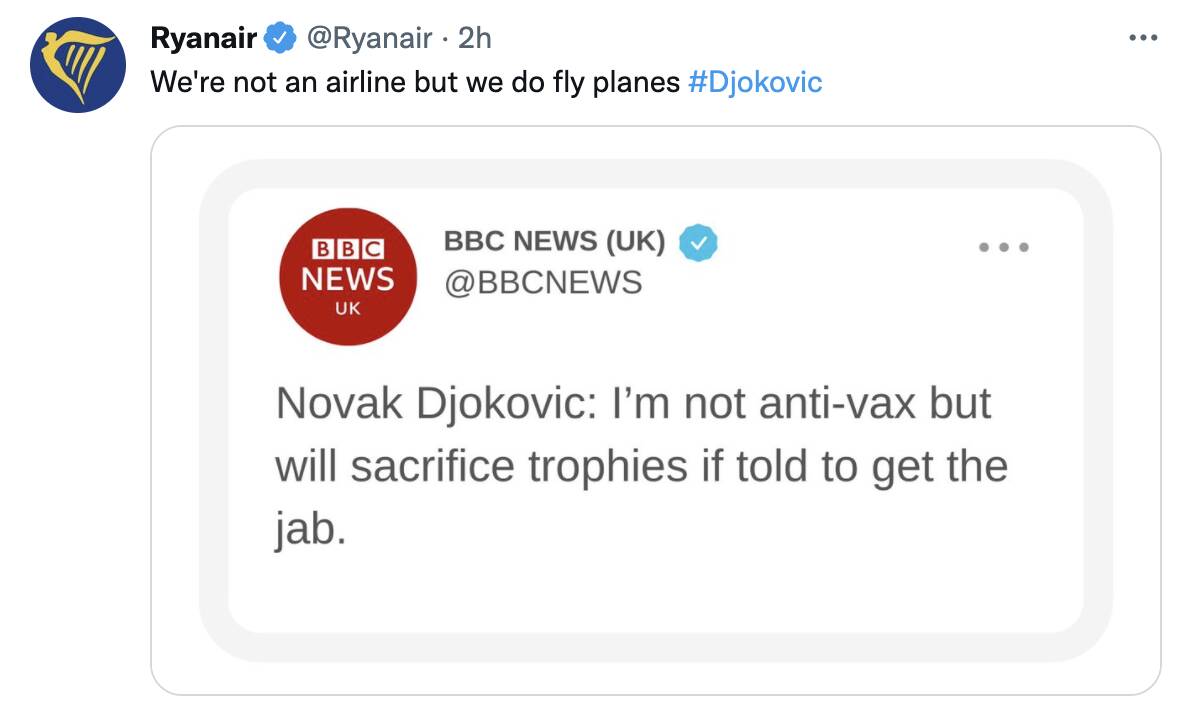 Vaccino, Ryanair sfotte Djokovic: “Non siamo una compagnia aerea ma facciamo voli”
