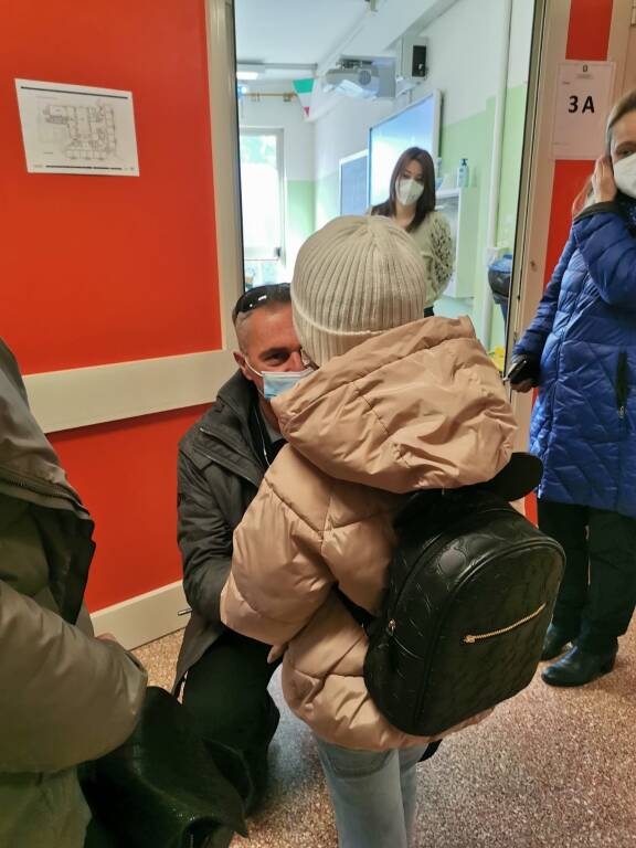 Fiumicino, la Porto Romano accoglie Valeria, la bimba arrivata dall’Ucraina con la madre