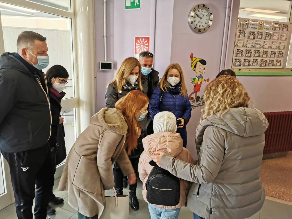 Fiumicino, la Porto Romano accoglie Valeria, la bimba arrivata dall’Ucraina con la madre