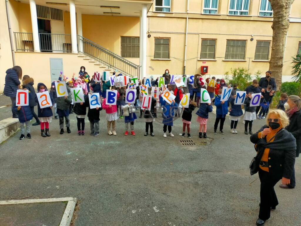 Fiumicino, la scuola Grassi accoglie Alissa, Maria e Nikita in fuga dall’Ucraina