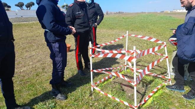 Ardea, ritrovato un ordigno bellico su via Forlì: intervengono gli artificieri