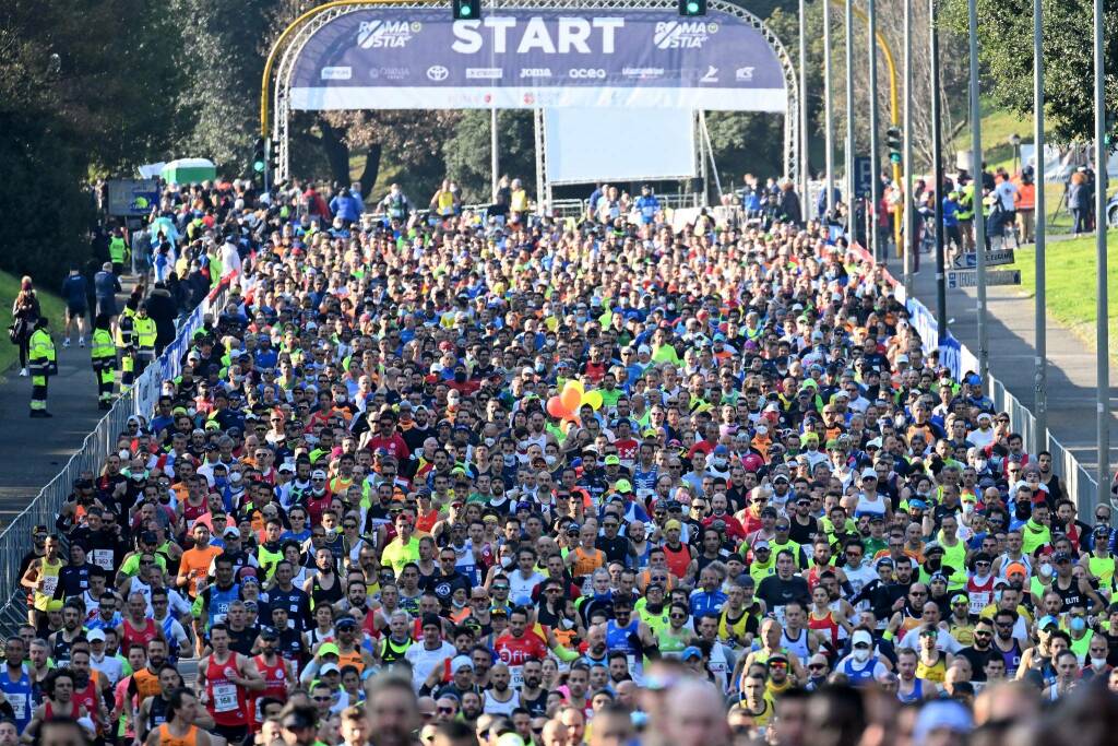 RomaOstia, i runners: “Percorso spettacolare fino al mare di una corsa che promuove la pace”