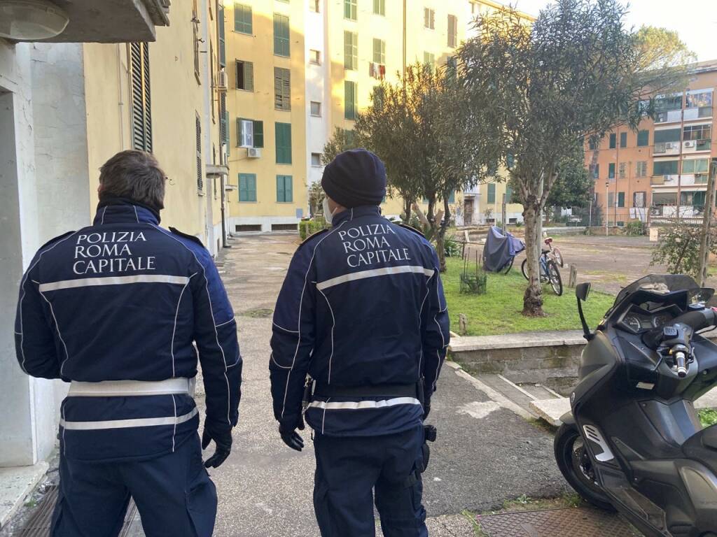 Roma, alloggi Ater occupati abusivamente: altri 4 sgomberi