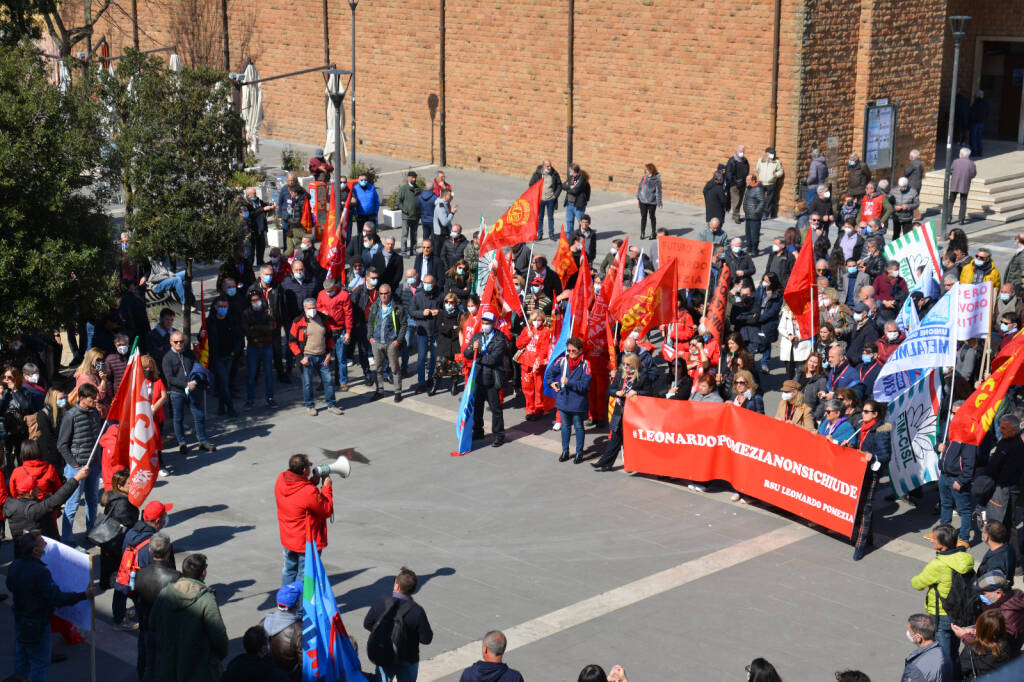 Vertenza Leonardo: a Pomezia il corteo dei lavoratori e l’incontro col Sindaco