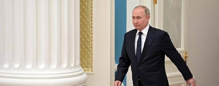 Putin avverte l’Occidente: “Le sanzioni sono una dichiarazione di guerra”