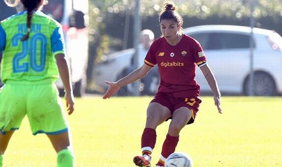 Calcio femminile nel professionismo, Bartoli: “Un traguardo della forza delle giocatrici”