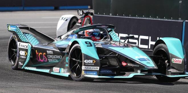 Formula E all’Eur, vince ancora Evans. Giovinazzi ritirato