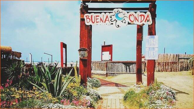 Buena Onda Focene assume camerieri e addetti spiaggia: come candidarsi