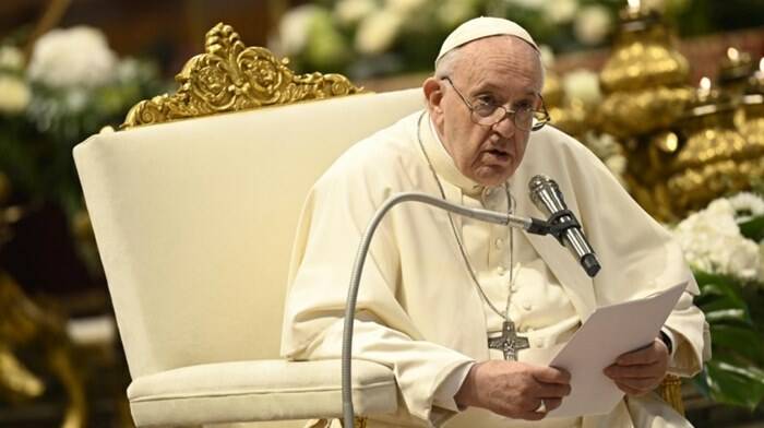 Il Papa striglia i preti: “Quando confessate non torturate i fedeli: ascoltate e perdonate”