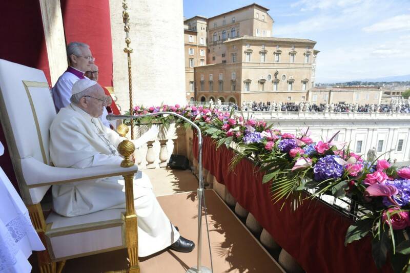 urbi et orbi pasqua