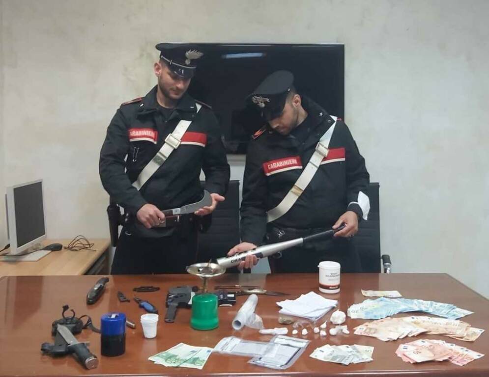 Spaccio a Ostia e ristoranti con carenze strutturali a Palocco: arresti e multe