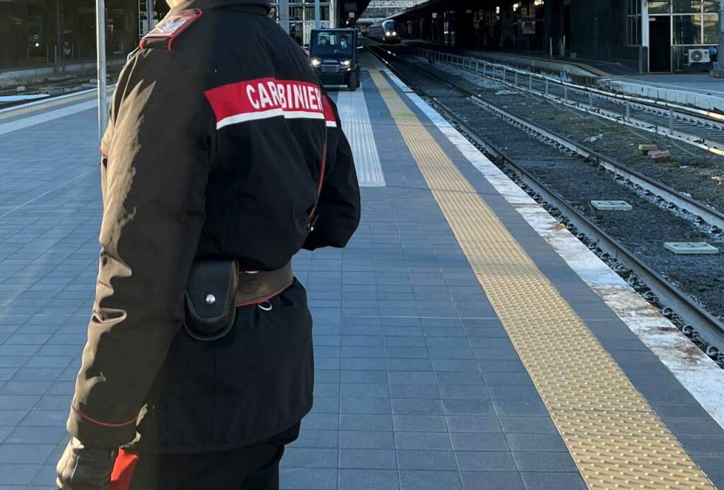 Roma,13enne picchiato e rapinato alla stazione ferroviaria: 2 minori incastrati dalle telecamere