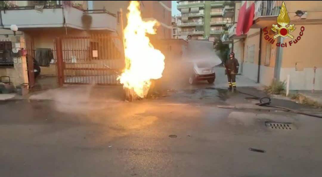 Paura a Tor Vergata, esplodono i contatori del gas: evacuati dieci appartamenti