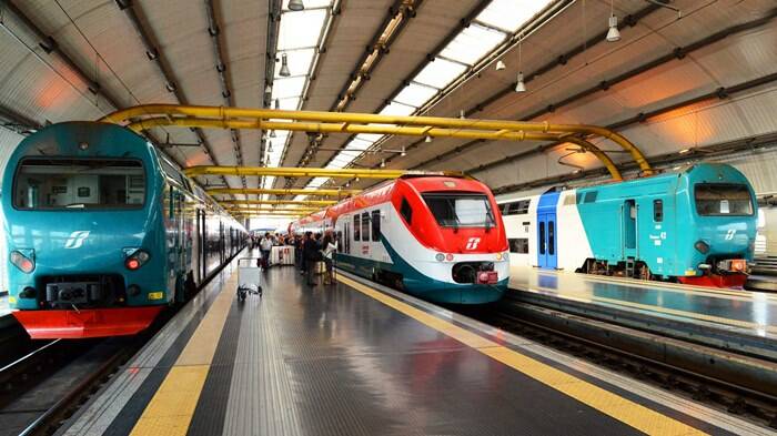 Arresto in stazione Termini a Roma: turisti salvati da furto prima della partenza per Fiumicino