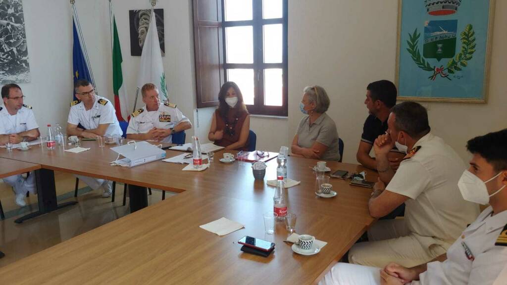 Il direttore Marittimo della Capitaneria di Porto del Lazio in visita sull’isola di Ventotene