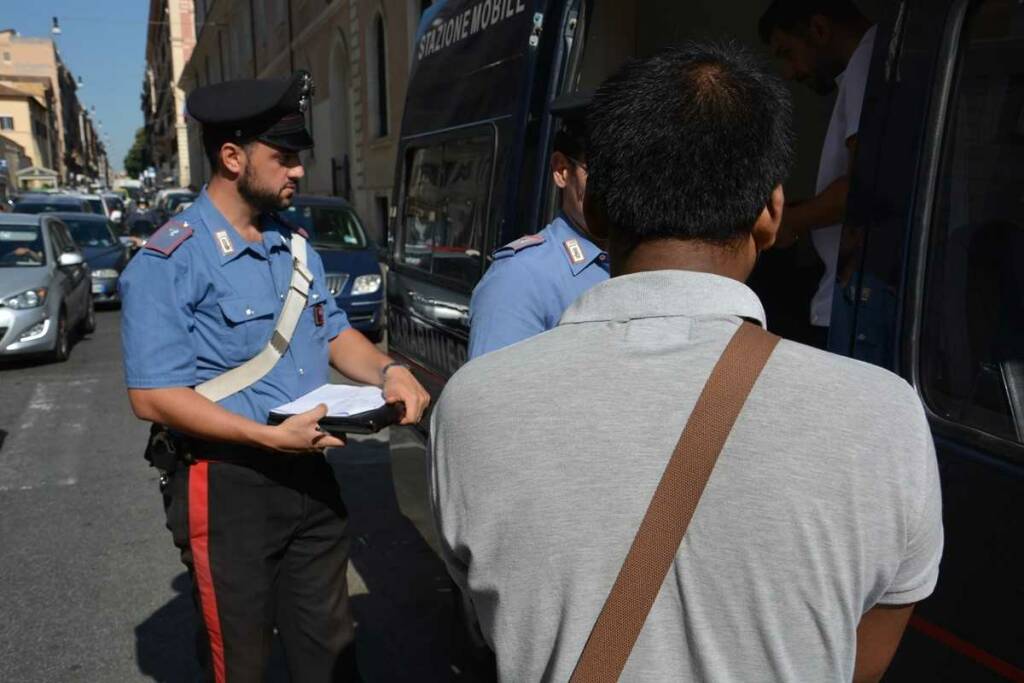 Roma, ladri e borseggiatori nel mirino dei Carabinieri: 11 arresti in poche ore