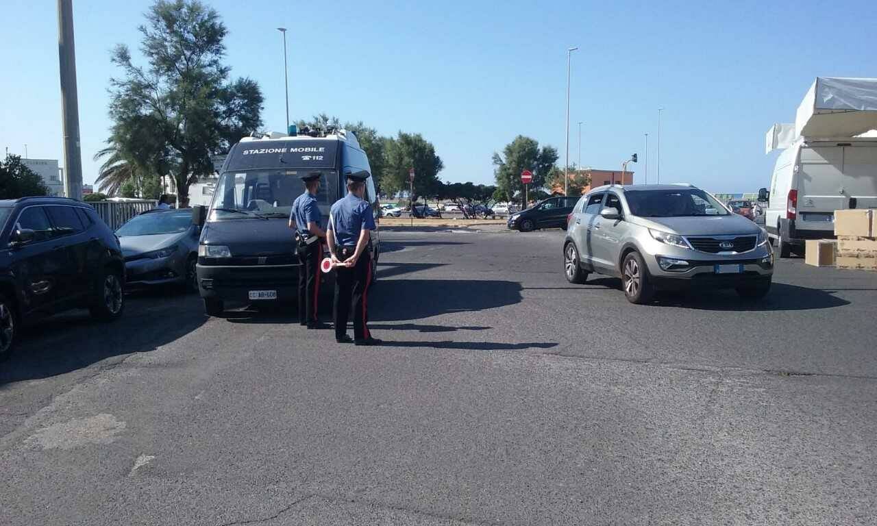 Videosorveglianza illegale e lavoratori in nero: multe e denunce ai gestori dei lidi di Fiumicino e Fregene