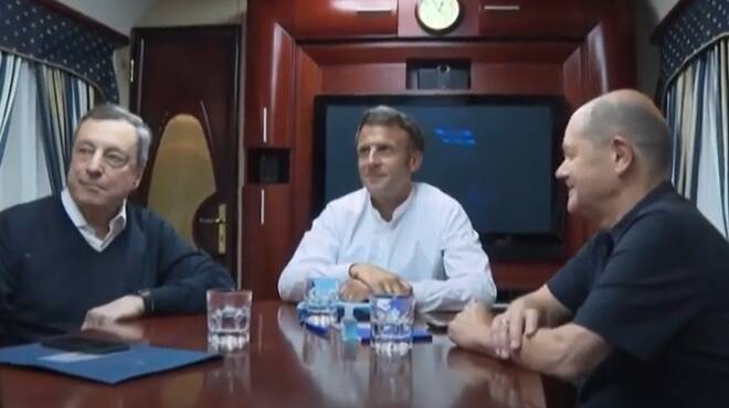Viaggio notturno in treno per Draghi, Macron e Sholz: destinazione Kiev
