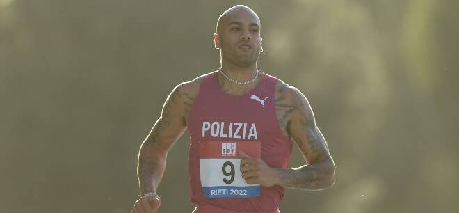 Atletica, Jacobs fa il quinto oro italiano nei 100 metri “Voglio vincere tutto”