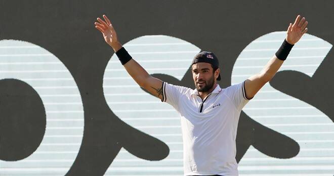 Tennis, Super Berrettini vola in finale all’Atp di Gstaad