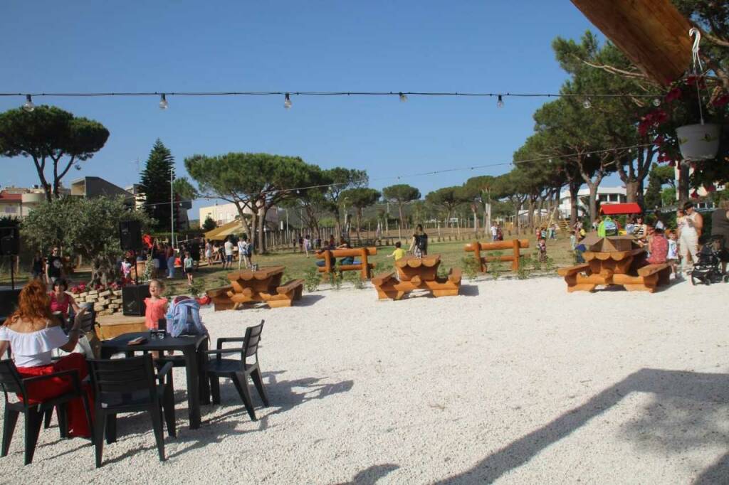 Santa Marinella. Giochi per bambini e area dog: inaugurato il nuovo parco Saffi