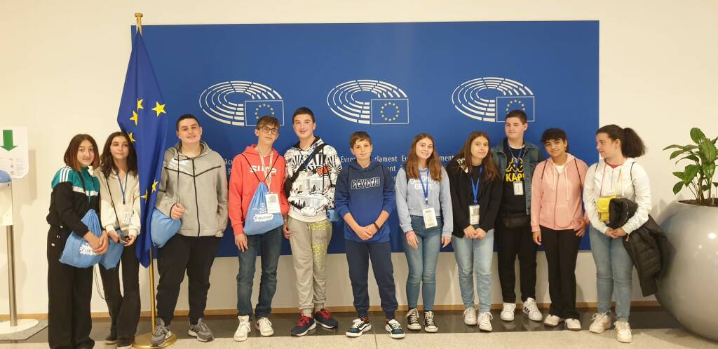 Tarquinia, undici studenti in visita a Bruxelles per l’“Erasmus + Intercultural awareness by photography”