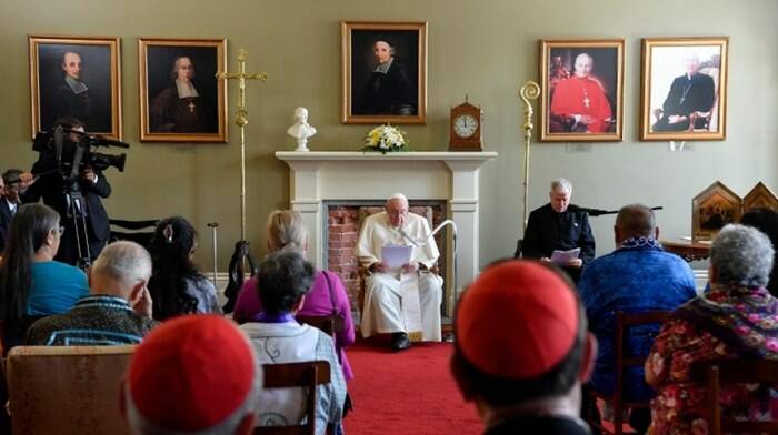 Il Papa ai nativi canadesi: “Riconciliazione, per guardare la storia senza rancori”