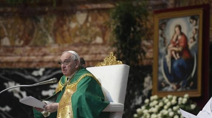 Il Papa: “Se viviamo con lo stile di Dio il mondo non sarà più un campo di battaglia”