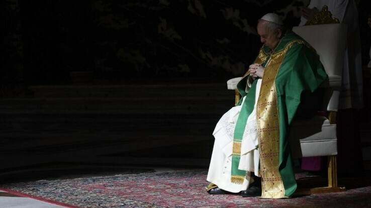 Il Papa: “Se viviamo con lo stile di Dio il mondo non sarà più un campo di battaglia”