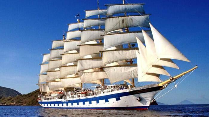 Gaeta riparte con le crociere di lusso: il 25 luglio approda la Royal Clipper