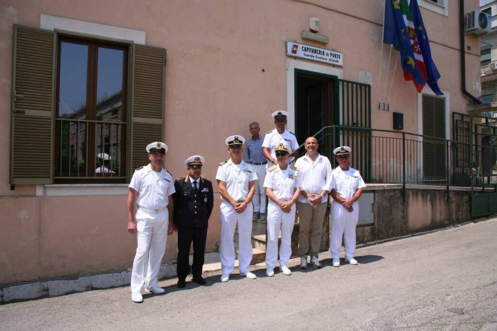 Il Comandante generale Carlone fa visita alla Guardia costiera di Formia e Scauri