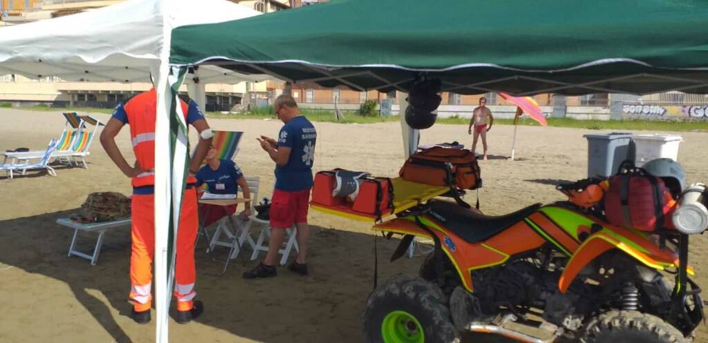 Estate sicura a Nettuno, al via il servizio di soccorso in spiaggia con ambulanza e quad