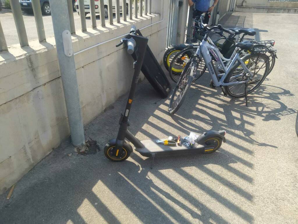 Ruba bici elettriche sul lungomare di San Felice, beccato e arrestato a Terracina