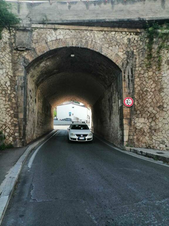 Formia, lavori urgenti di messa in sicurezza: chiuso il sottopasso di via Pasquale Testa