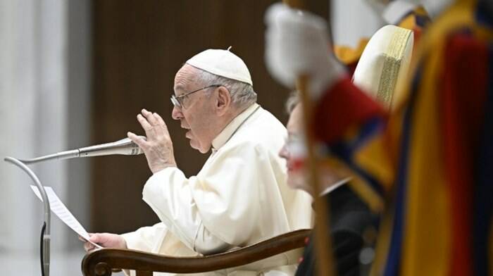 Papa Francesco: “L’alleanza tra vecchi e bambini salverà l’umanità”